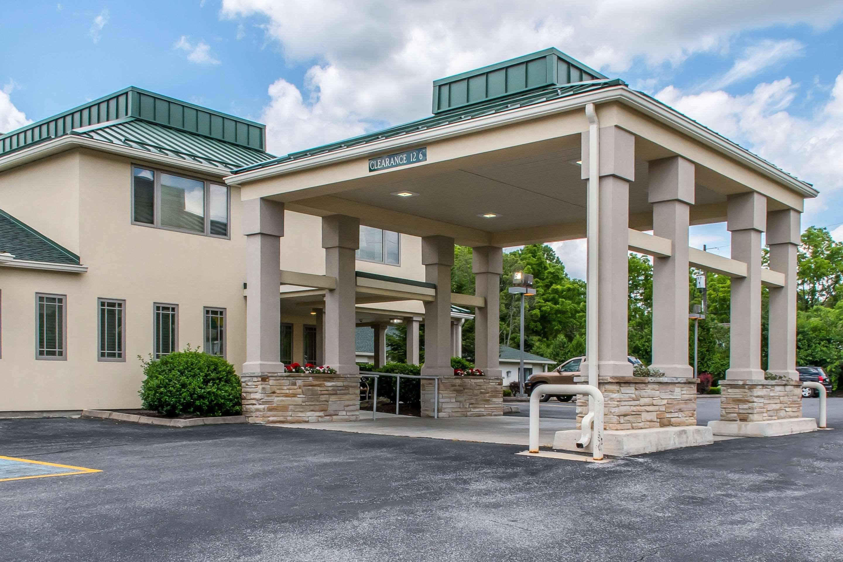 Quality Inn Bedford Eksteriør bilde